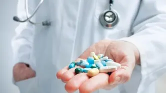 Combinaţii INTERZISE de medicamente cu alimente