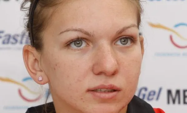Simona Halep a abandonat la 's-Hertogenbosch, din cauza unei accidentări