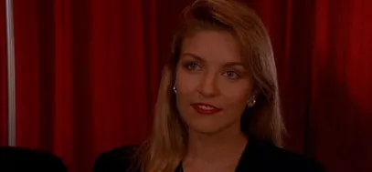 Casa LAUREI PALMER din serialul Twin Peaks va deveni MUZEU şi HOTEL