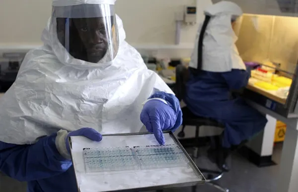 Focarul de Ebola din Africa de Vest "a scăpat de sub control"