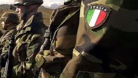 Rusia a trimis 4.000-5.000 de militari în estul Ucrainei - oficial guvernamental britanic