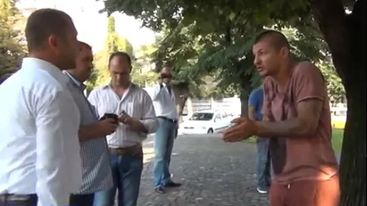 ȘOCANT. Fotbalist român, ridicat de pe stradă de polițiști. Ar avea legătură cu Ponta