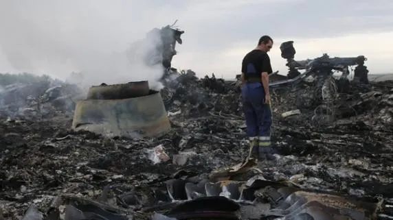 Un prim raport privind prăbuşirea zborului MH17 în Ucraina va fi publicat în câteva săptămâni