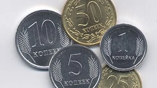 Premieră mondială: o bancă va emite monede de plastic, realizate în Rusia