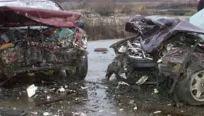 ACCIDENT CUMPLIT ÎN VRANCEA. Șase persoane au murit