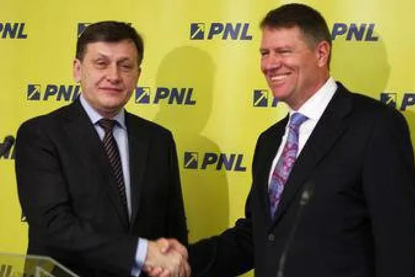 CRIN ANTONESCU: Nu îl voi vota pe Ponta, nu știu dacă îl votez pe Iohannis, nu îl cunosc