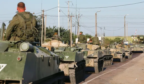 Armata ucraineană a atacat un convoi militar rus. Mai multe vehicule, distruse. Reacţia Moscovei