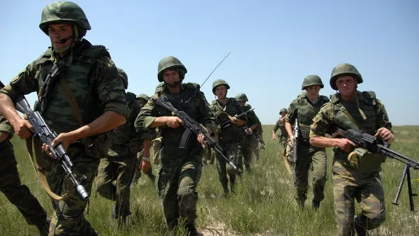 Cum s-ar putea RĂZBUNA Rusia pentru sancţiunile care i-au fost impuse de Occident