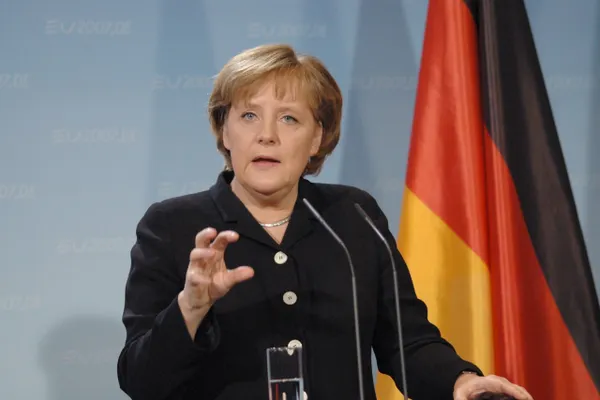 Germania refuză să participe la atacurile aeriene, împotriva grupării Statul Islamic, în Siria
