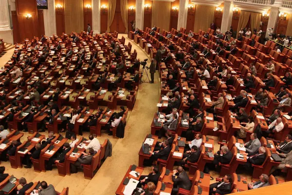 Alegerea noului BP al Camerei, amânată, după creşterea ponderii grupului PC