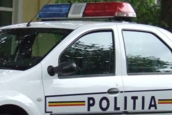 Mașină de Poliție, răsturnată în urma unui accident violent