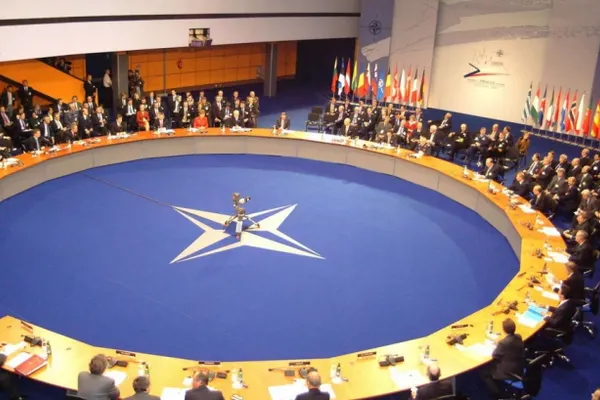 Ofiţer NATO: Rusia are câteva mii de militari pe teritoriul Ucrainei