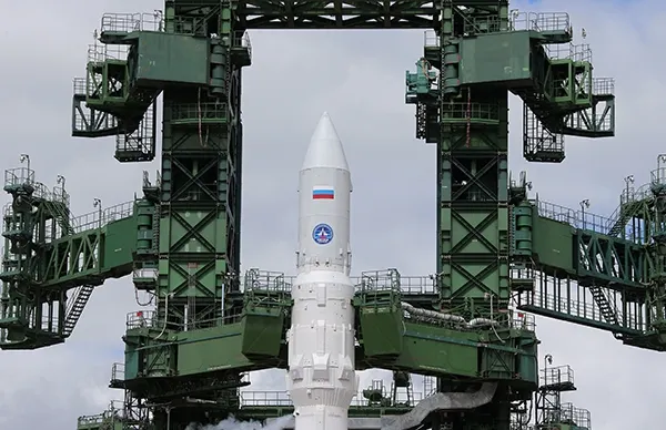 Rusia pregăteşte o versiune "ultra-grea" a noului ei lansator spaţial Angara