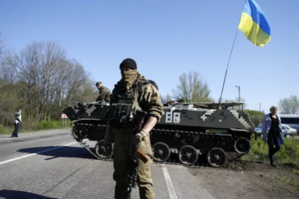 Moscova respinge acuzaţiile NATO privind prezenţa unor trupe ruse în Ucraina