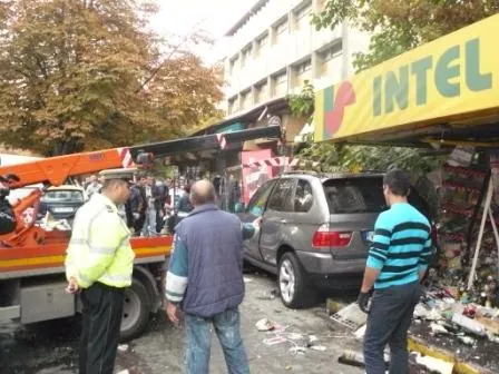 Accident teribil provocat de o polițistă beată la volan