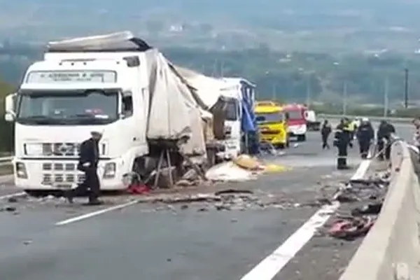 ACCIDENT GRAV, în Grecia. PRIMELE DECLARAȚII ale șoferului român, implicat în carambol