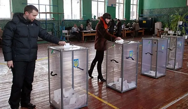 Cum vede presa din RUSIA, rezultatul alegerilor din UCRAINA