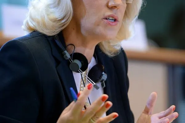 Corina Crețu, avizată pozitiv de comisia REGI din Parlamentul European