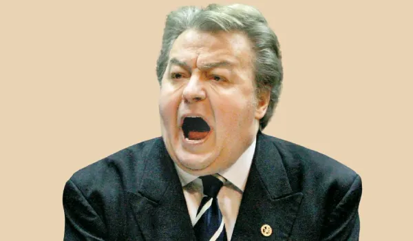 CORNELIU VADIM TUDOR A EXPLODAT, DUPA ce KELEMEN HUNOR a ajuns primul pe buletinul de vot!