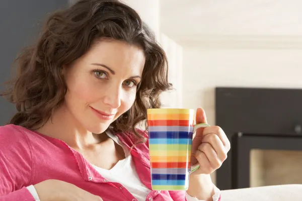 Cafeaua, aroma care ne trezește sănătatea