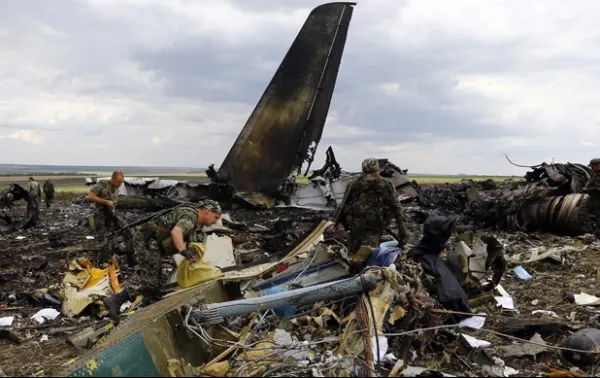 Olanda a identificat toate victimele "străine" ale zborului MH17 doborât în Ucraina
