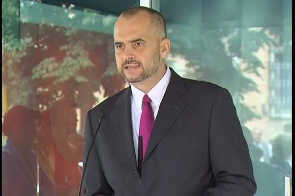 Vizita istorică a prim-ministrului albanez, la Belgrad, amânată