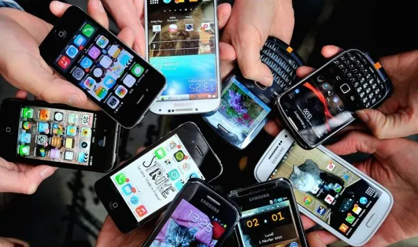 BOMBĂ - Solicitare SURPRIZĂ a operatorului de telefonie mobilă Vodafone. Cum va răspunde Guvernul