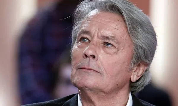 Alain Delon a suferit un accident cardio-vascular cerebral
