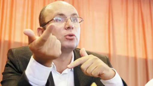 Guşă: Dezbaterea PONTA-IOHANNIS de la Realitatea TV, audienţă FENOMENALĂ