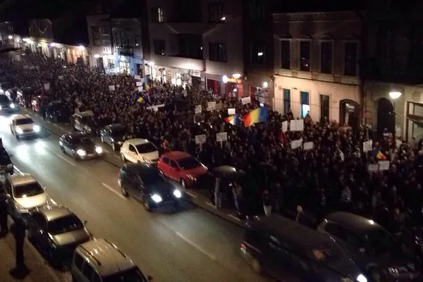 Proteste la Cluj, Timişoara, Bucureşti, Oradea