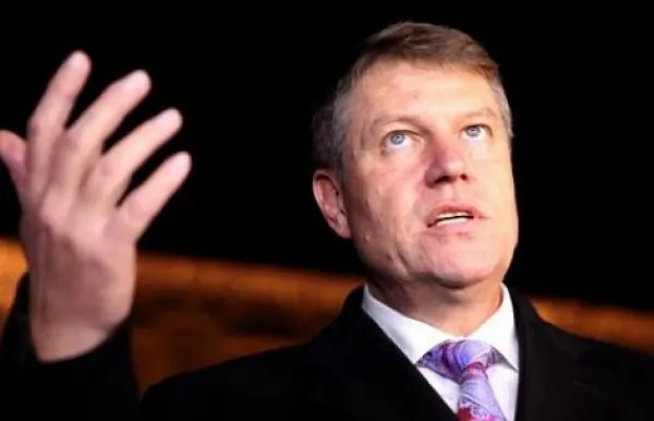 DEZBATERE REALITATEA TV. Laurenţiu Ciocăzanu îl vede câştigător pe Iohannis, în meciul cu Ponta