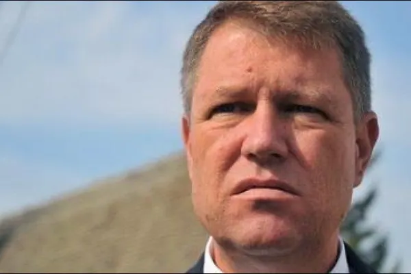 ŞOC - Accident în faţa casei lui Klaus Iohannis, de la Sibiu