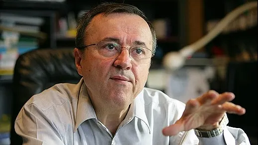 ION CRISTOIU a anunțat CAPCANA pe care i-o întinde PONTA lui IOHANNIS, la DEZBATERI