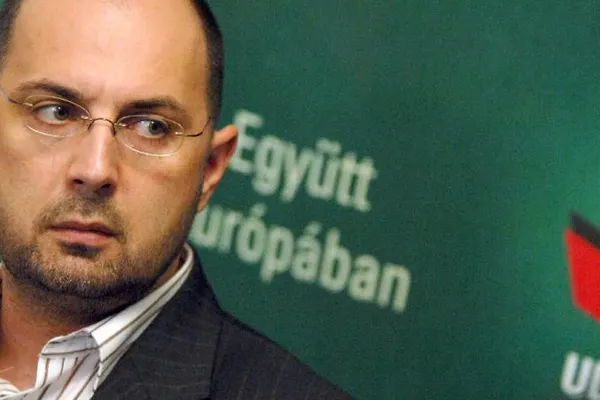 UDMR îl trădează pe Ponta: Votaţi cu cine vreţi! Nu putem fi alături de Vadim nici pentru o oră