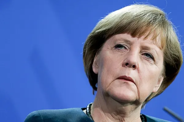 CĂDEREA ZIDULUI BERLINULUI, un semn de speranţă pentru Ucraina, Siria, Irak, spune Merkel