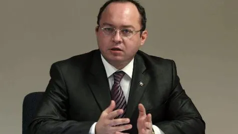 Bogdan Aurescu și Hegedus Csilla, noii miniștri la Externe și Cultură, au depus jurământul