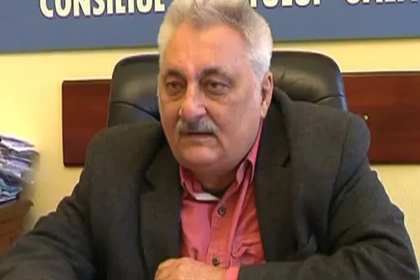 Nicolae Bacalbașa și fratele geamăn, invitați la Realitatea TV