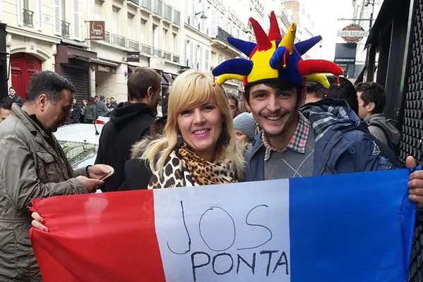 ELENA UDREA, mesaj INCREDIBIL, de la coada de vot, din PARIS!