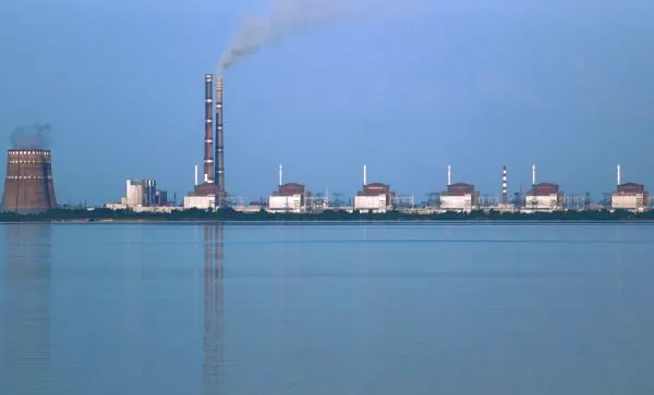 Centrala nucleară Zaporojie ar putea fi închisă de ruși. Avertismentul Moscovei: în cazul unui accident, norul radioactiv va acoperi Germania, Polonia şi Slovacia