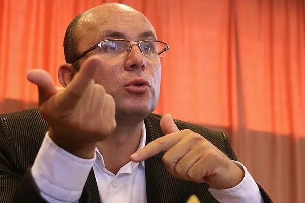 Cozmin Gușă: Un guvern de uniune națională este o soluție de resetare a jocului până în 2016