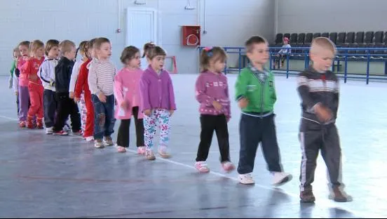 ECONOMII la BUGET. Guvernul taie mierea acordată gratuit în şcoli şi grădiniţe în 2015
