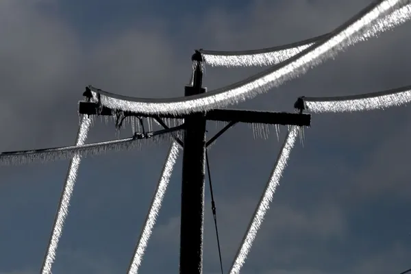 ACORD Rusia - Ucraina pentru alimentarea cu electricitate pe parcursul anului 2015