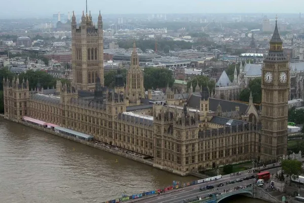 Noua lovitură pe care Marea Britanie o dă imigranţilor. Propunere legislativă a Guvernului britanic