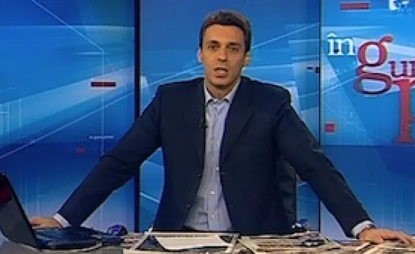 Mircea Badea face marea dezvăluire: cui i-a adresat Elena Udrea, de fapt, gestul cu degetul la nară