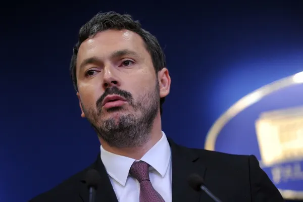 Fostul ministru al Energiei, Răzvan Nicolescu critică soluția Guvernului în cazul CE Hunedoara