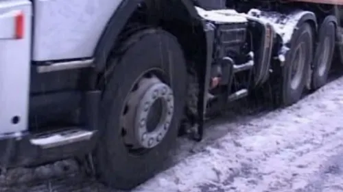 ACCIDENT cu trei TIRURI, în Vrancea: trafic rutier îngreunat pe DN2