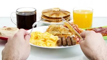 3 alimente pe care n-ar trebui să le consumi la micul dejun