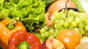 5 alimente care te ajuta sa tii cancerul departe