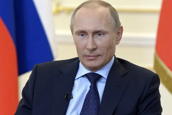 Vladimir Putin: Extinderea NATO, scutul antirachetă sunt "noi ziduri" ridicate în Europa