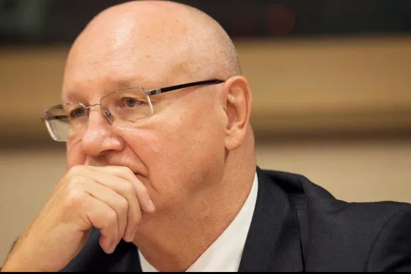 Pașcu, despre moțiunea de cenzură anunțată de PNL: Scopul exclusiv este trântirea guvernului